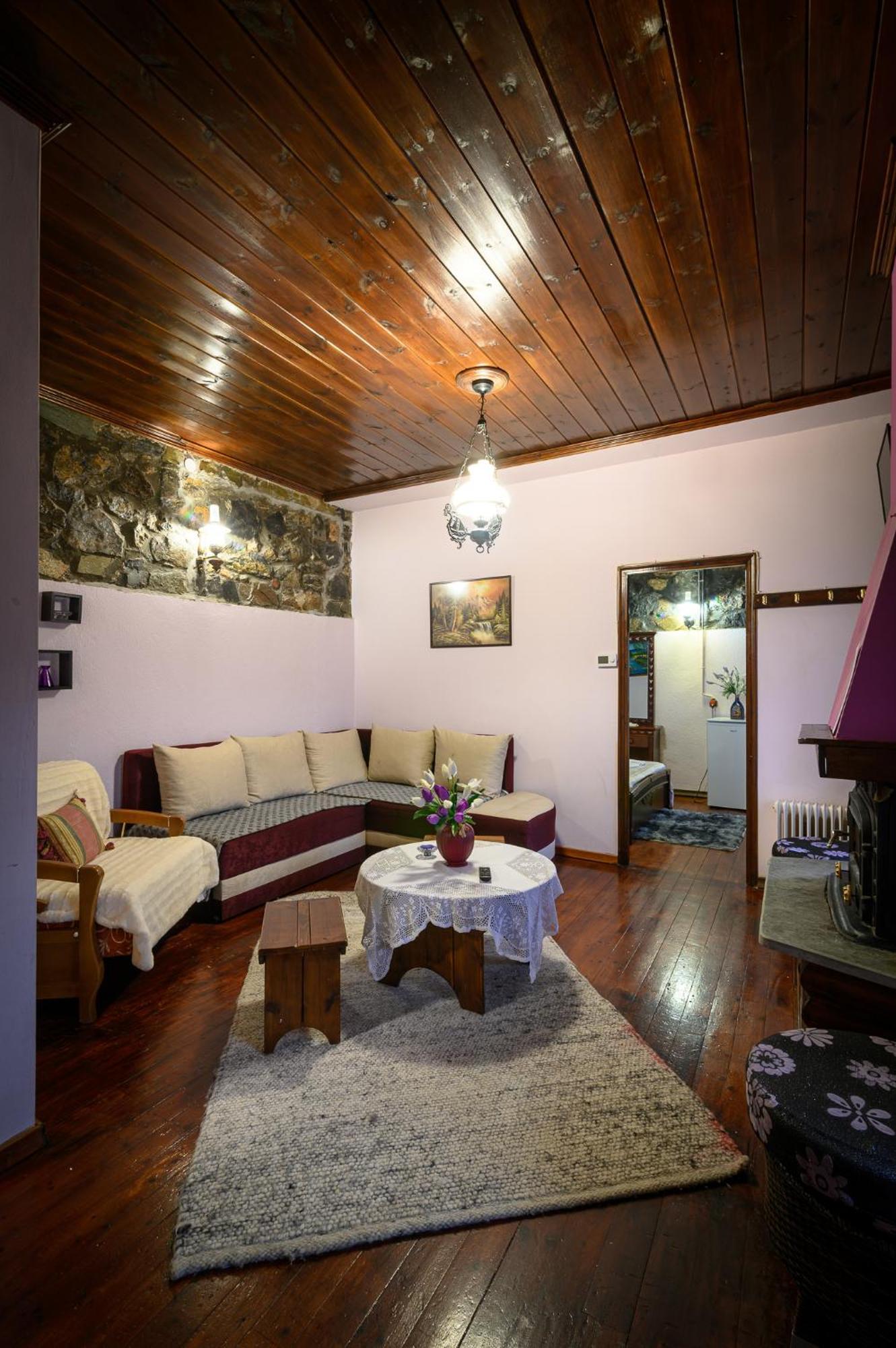 Metohi Inn 팔라이오스 아기오스 아타나시오스 외부 사진